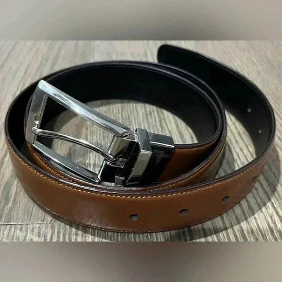 Perry Ellis Men’s Black Brown Reversible Belt Silver Tone Buckle Size 38 NWT - Picture 5 of 15